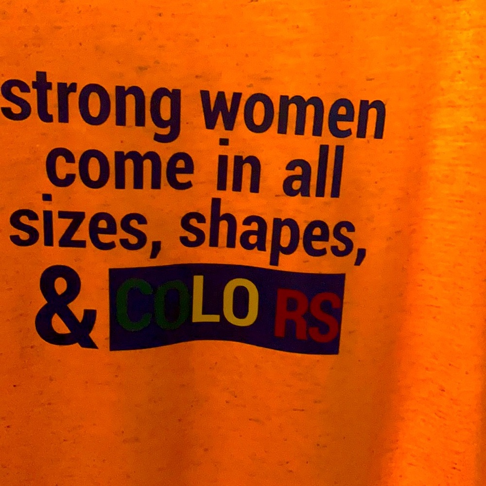 Strong women tee
